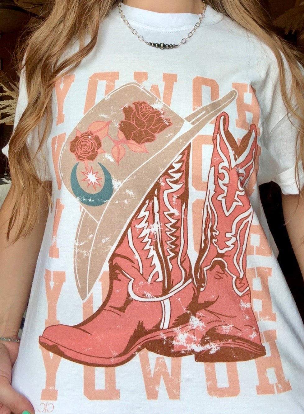 Howdy Graphic Tee