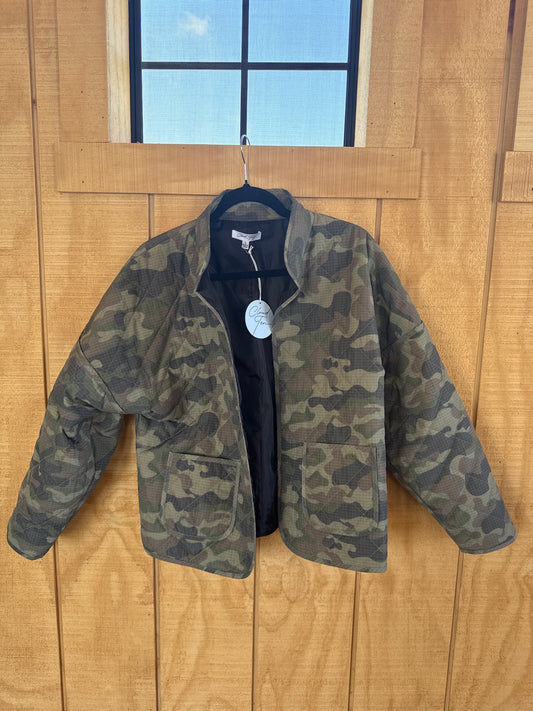 CAMO JACKET WITH POCKETS